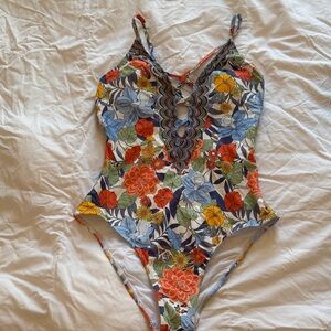 Slim and Sculpt brand new with tags.Floral Multicolor One-Piece Swimsuit